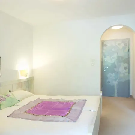 Maratscher Kunst&kulturhotel 3*